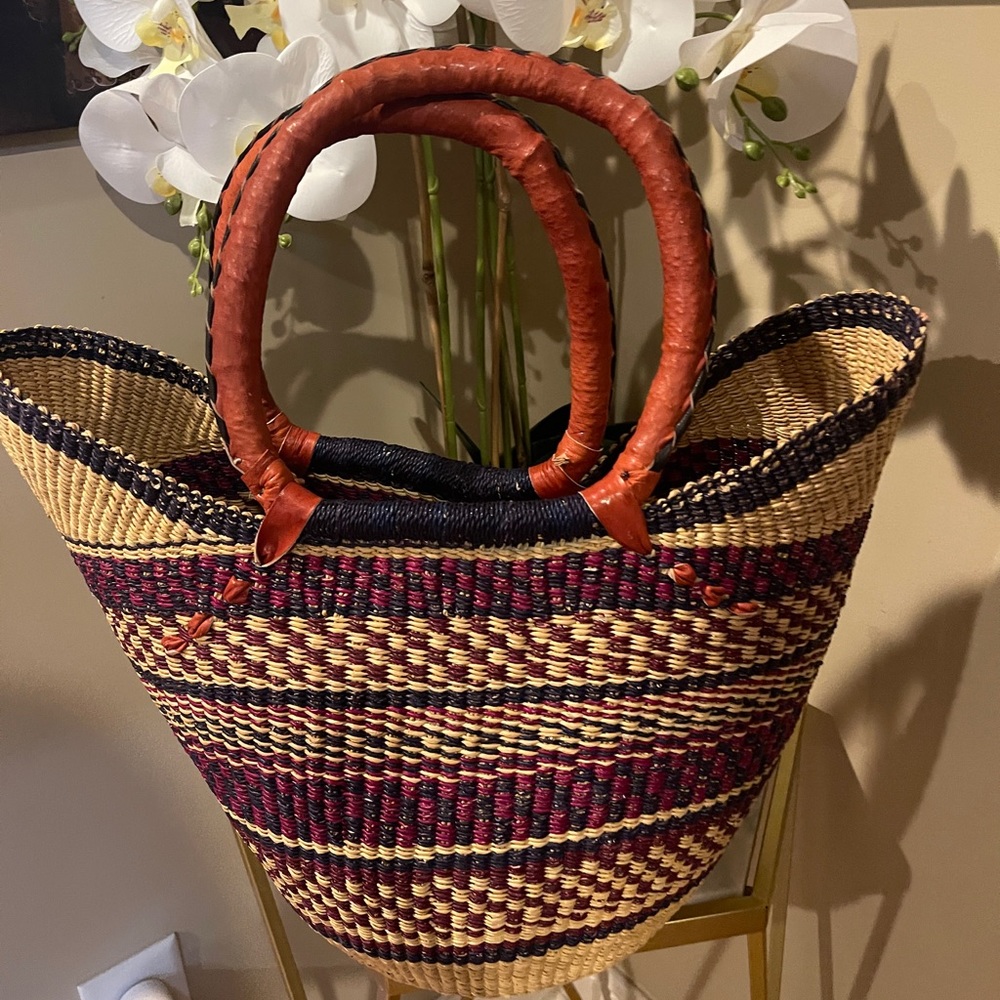 Woven basket shopping bag